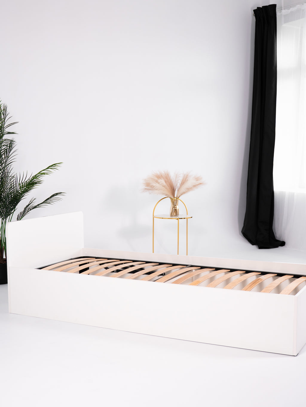 Łóżko 90x200 z podnośnikiem i pojemnikiem na pościel